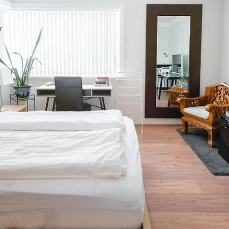 Apartments Reykjavik * רייקיאוויק